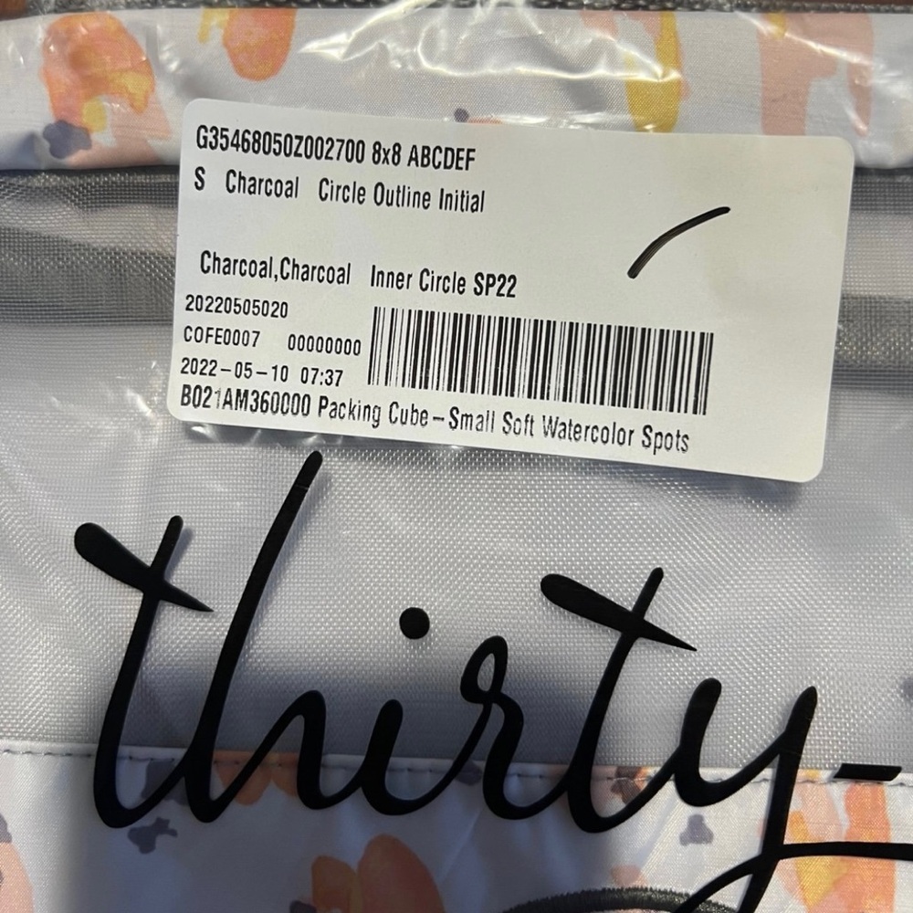 Thirty One Packing Cube Small in Soft Watercolor Spots! BNIP!! - Picture 5 of 7